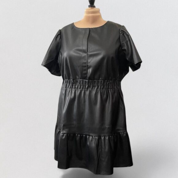 Nine. Eight New York Plus Size Short Sleeve Black Faux Leather Dress NWT Size 2X - Picture 1 of 7
